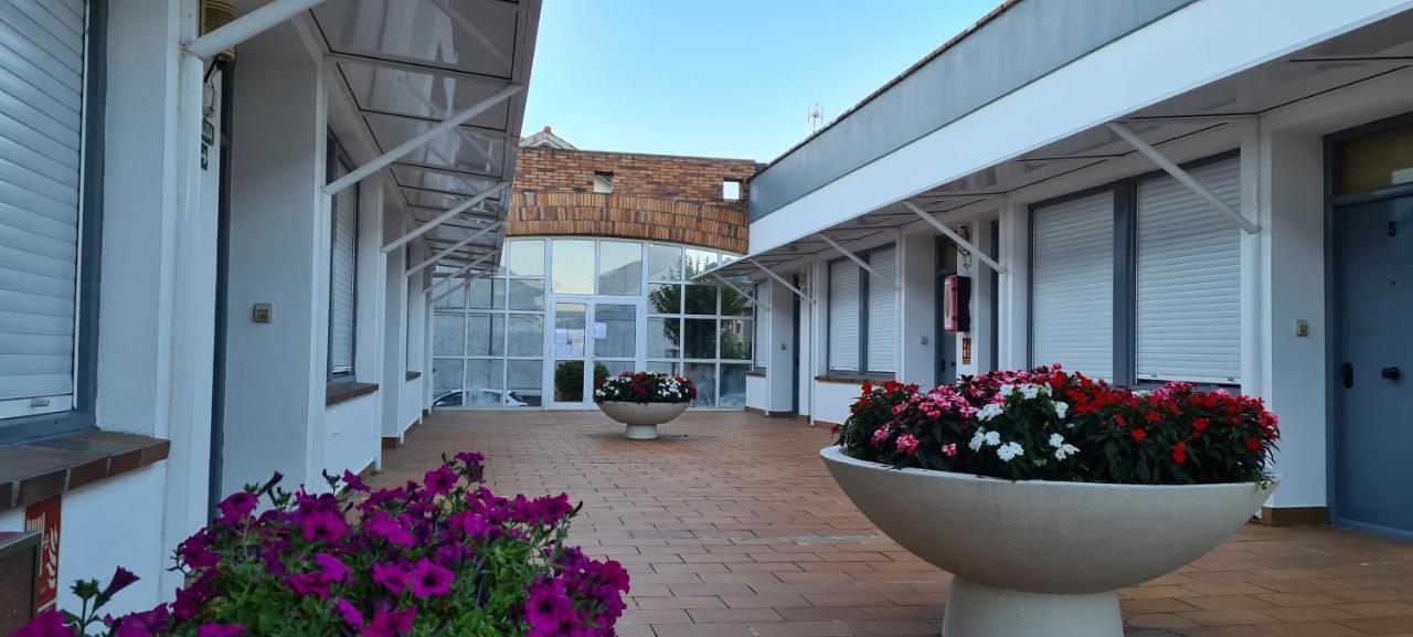 Apartamentos Elena Λαρέντο Εξωτερικό φωτογραφία