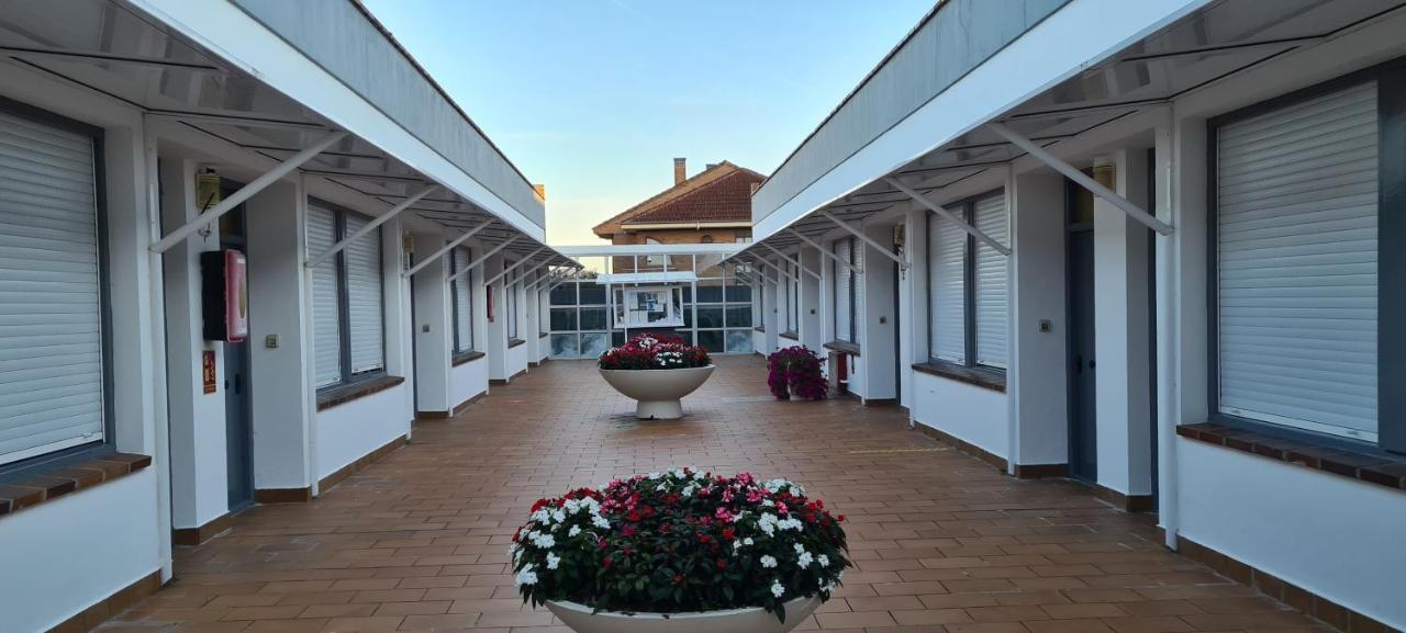 Apartamentos Elena Λαρέντο Εξωτερικό φωτογραφία